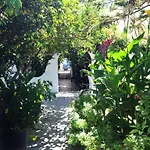 Helliniko (adults Only) Hotell 2*